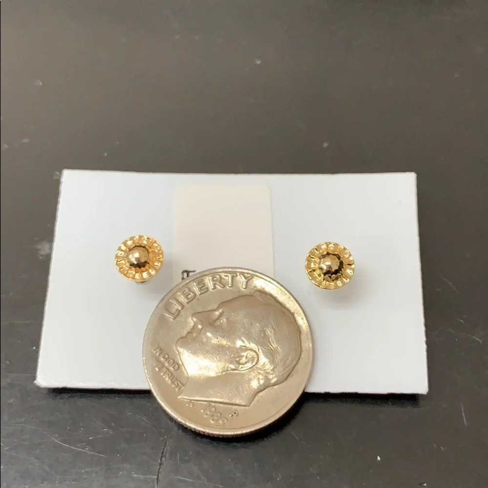 New Tiny kids baby 14k Yellow Gold Bee Stud Earrings